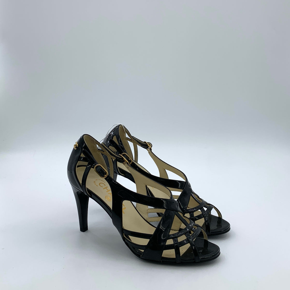 Chanel Patent leather heels-37