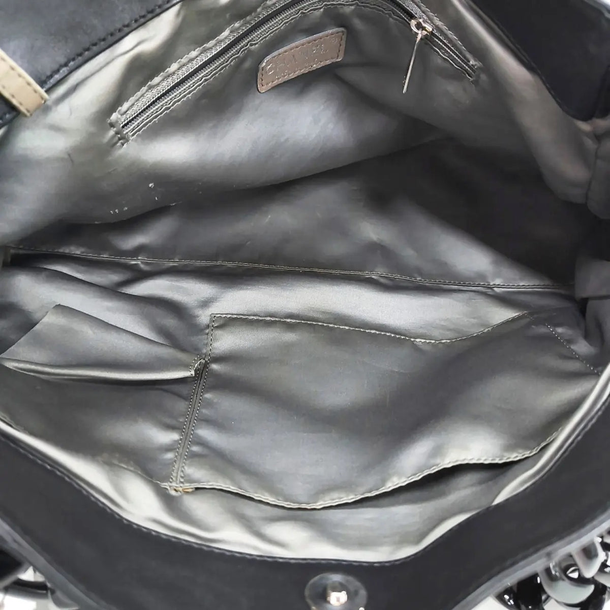 Chanel Chanel Black Leather Modern Chain East/West Tote