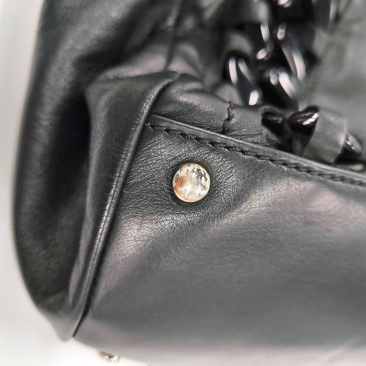 Chanel Chanel Black Leather Modern Chain East/West Tote