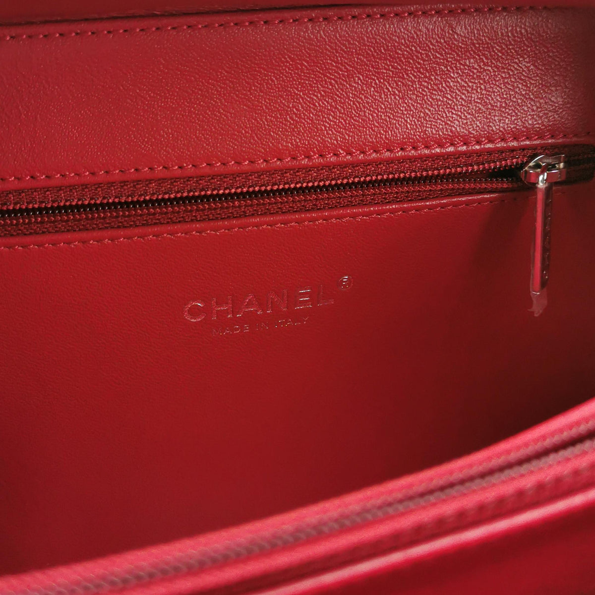 Chanel 2019 Small Caviar Striped CC Filigree Vanity Case satchel