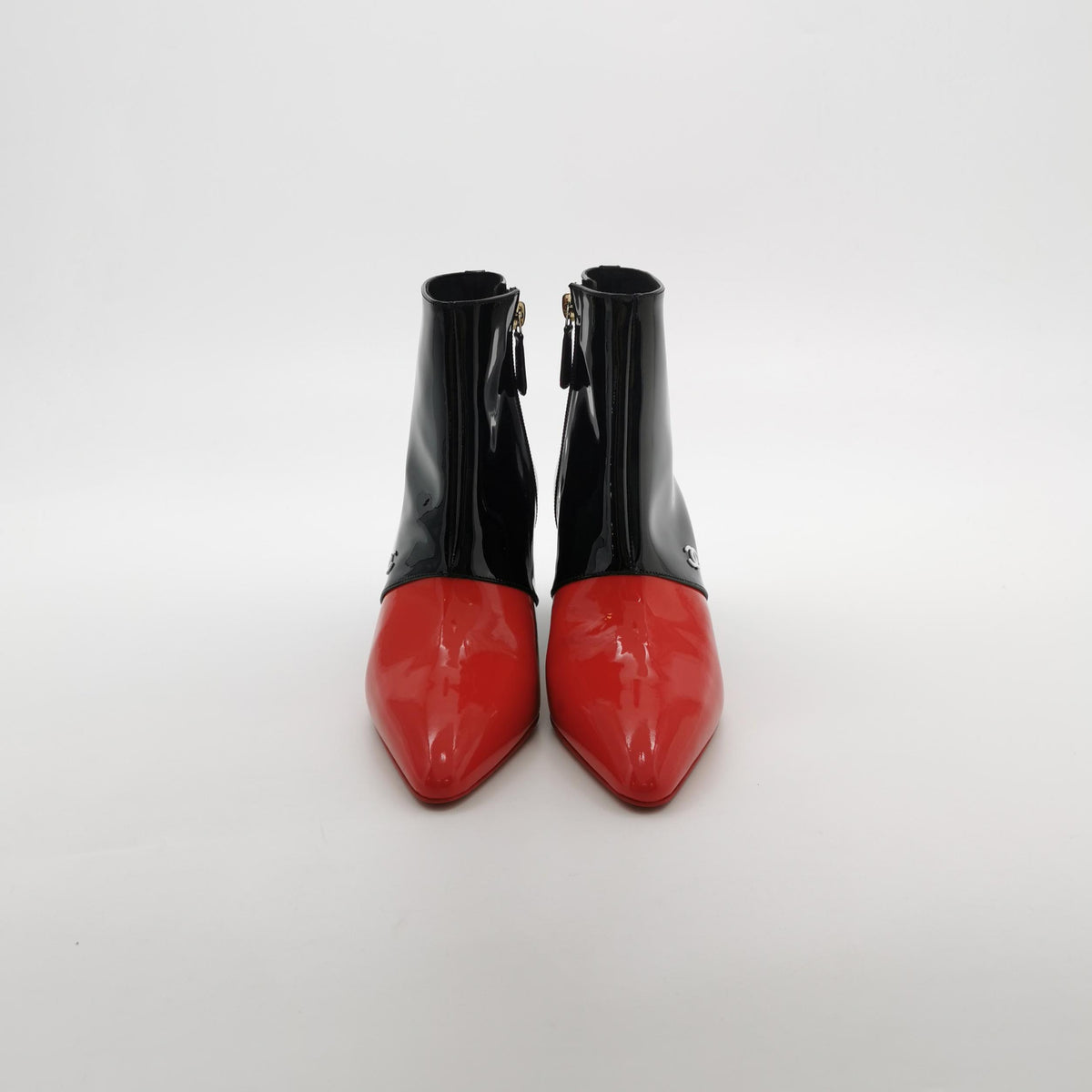 Chanel Interlocking CC Logo Patent Leather Boots-35