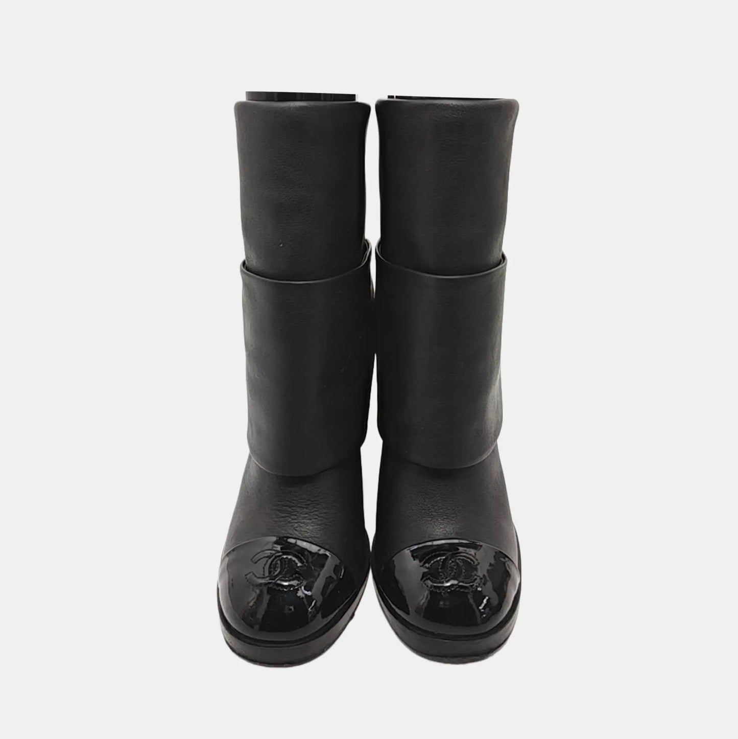 Chanel Black Leather Fold Over CC Ankle Boots-36