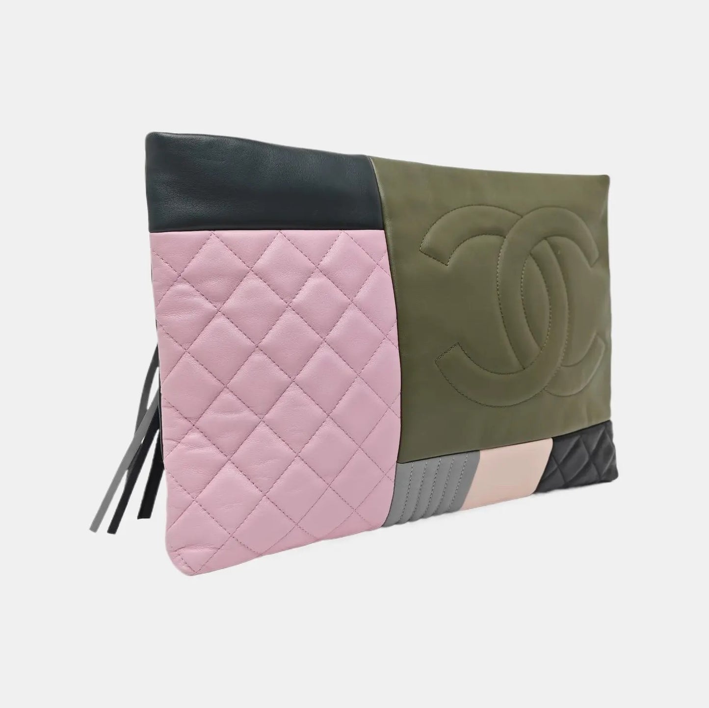 Chanel Interlocking-CC Clutch Bag