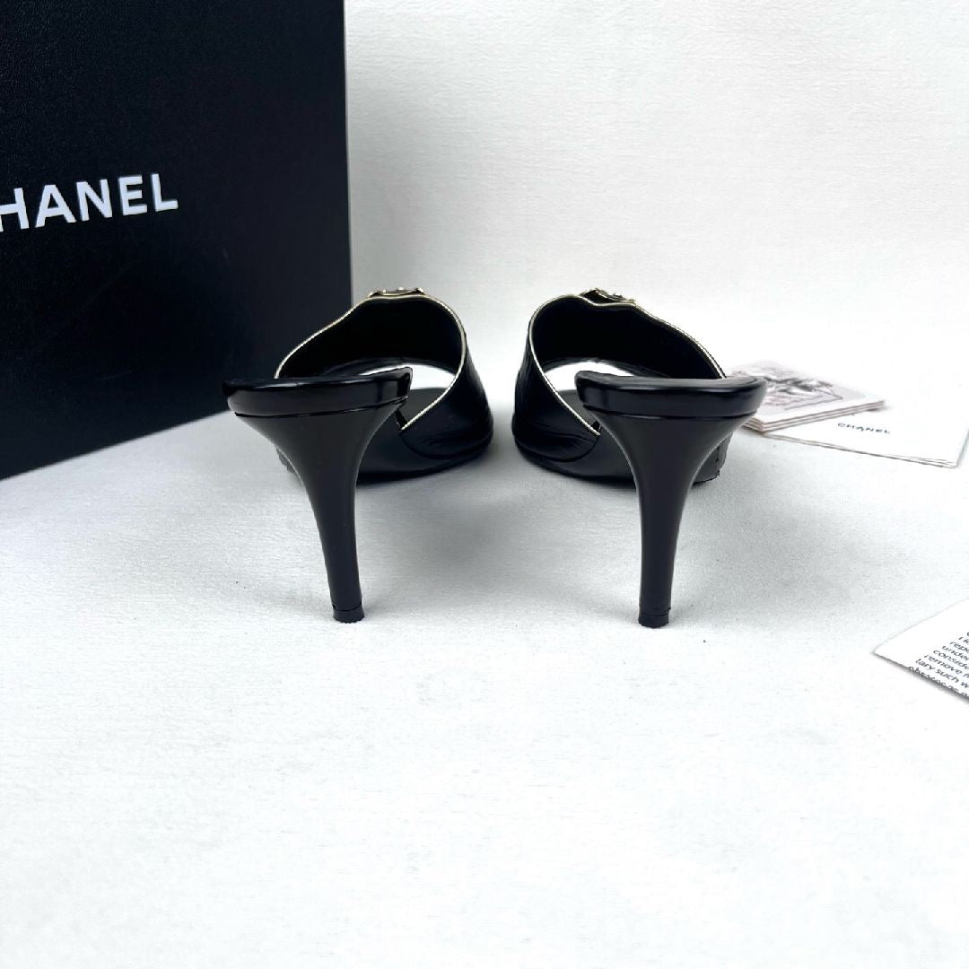 Chanel Brown Leather Pearl Heel Mules -38.5