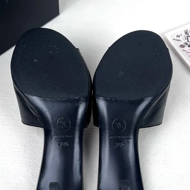 Chanel Brown Leather Pearl Heel Mules -38.5
