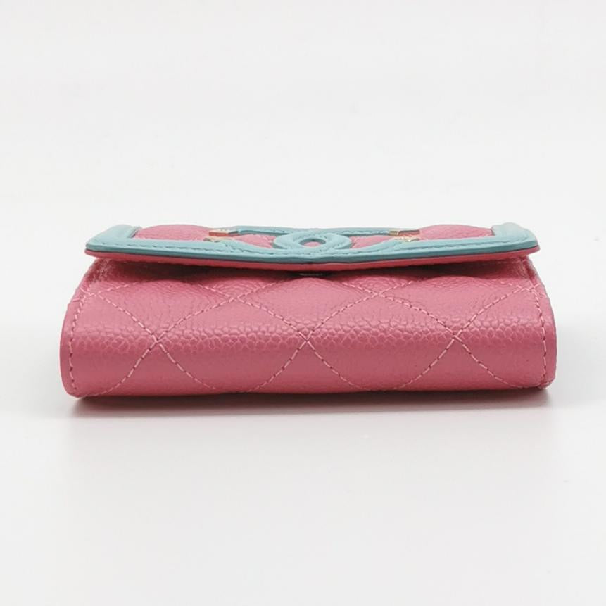 Chanel Filigree Flap Card Holder
