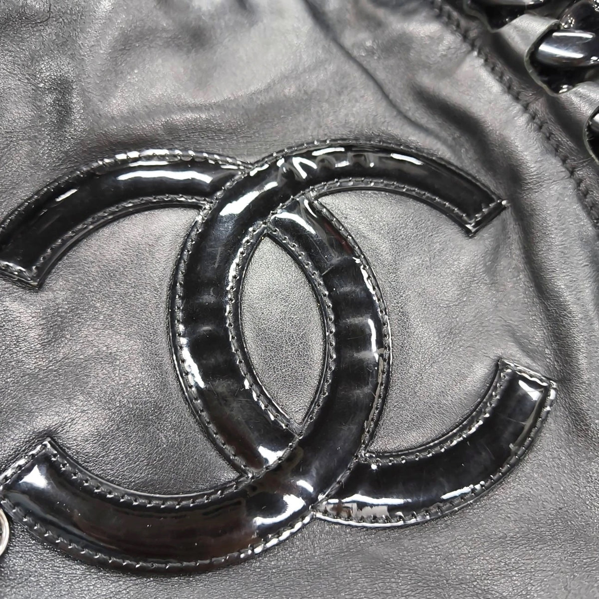 Chanel Chanel Black Leather Modern Chain East/West Tote