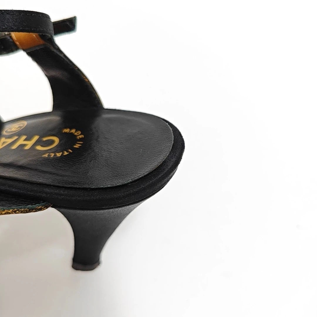Chanel 90's two tone strap Pumps-37