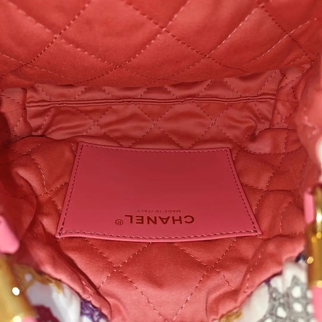 Chanel 22 handbag