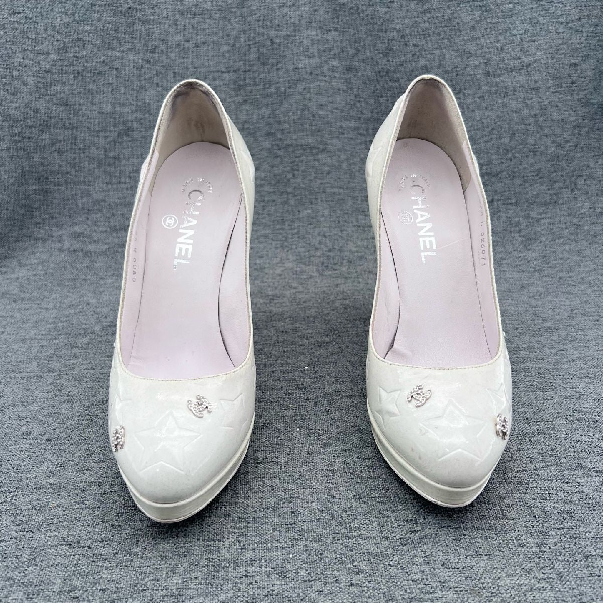 Chanel White Glitter Patent Leather Crystal CC Star Pumps-38
